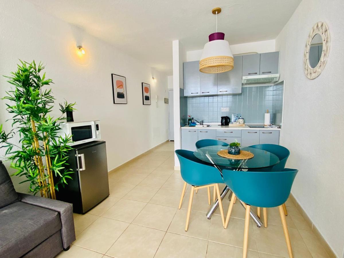 Golden Wave Apartment Corralejo Exterior photo