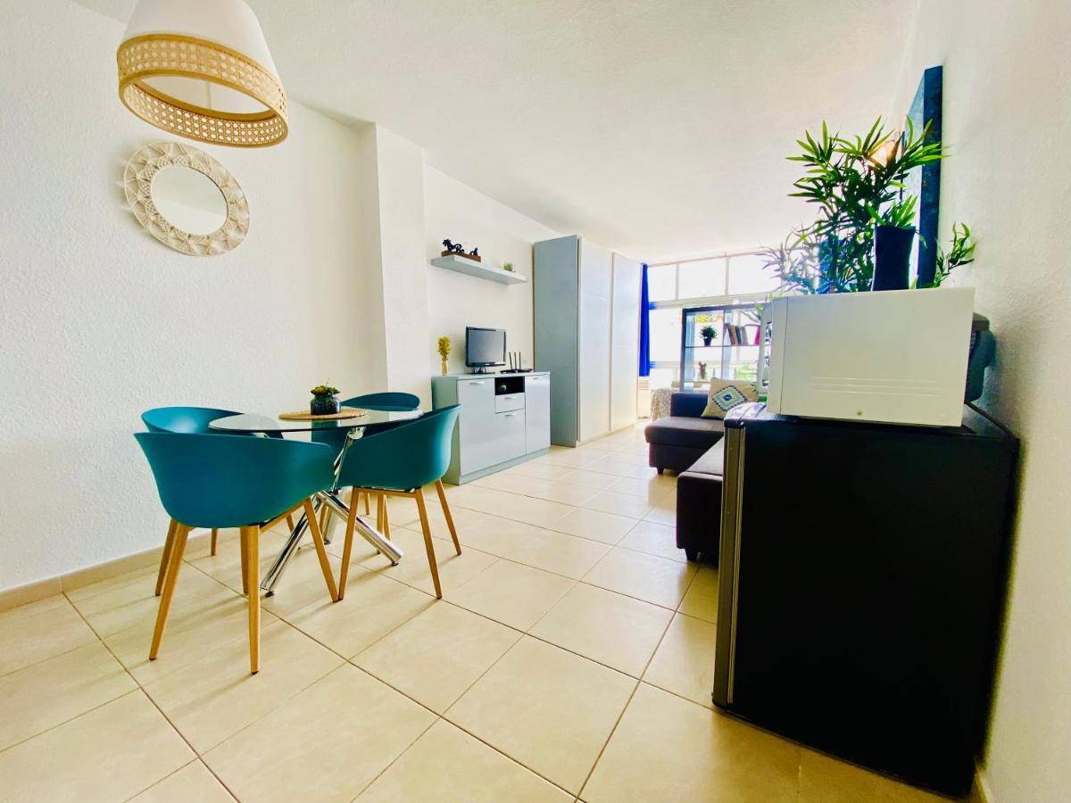 Golden Wave Apartment Corralejo Exterior photo