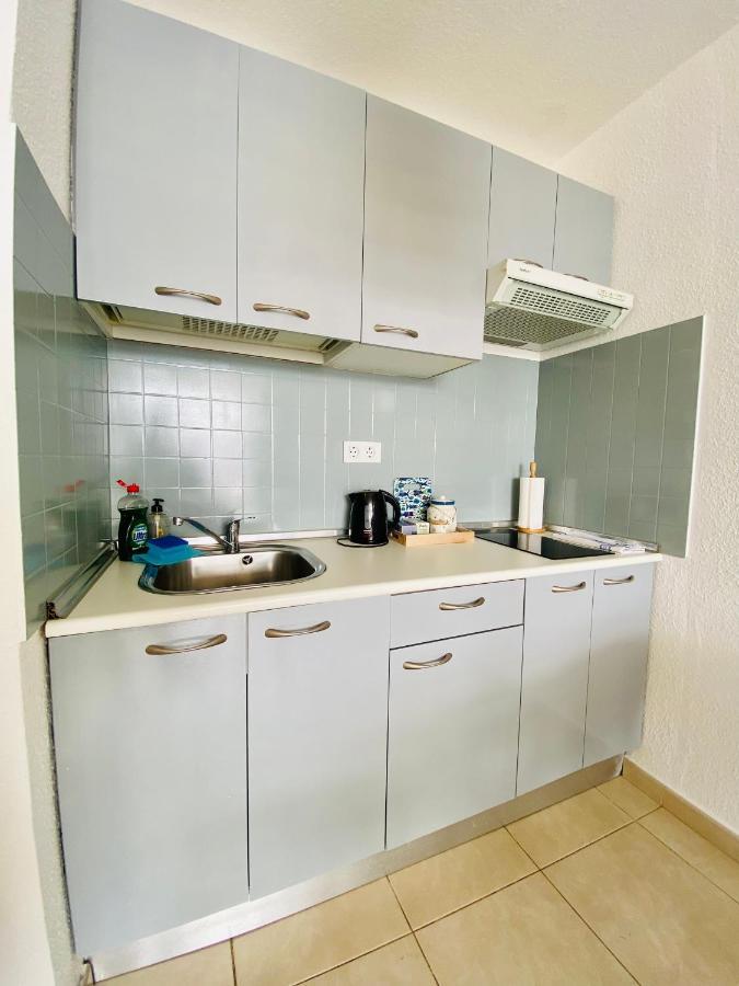 Golden Wave Apartment Corralejo Exterior photo