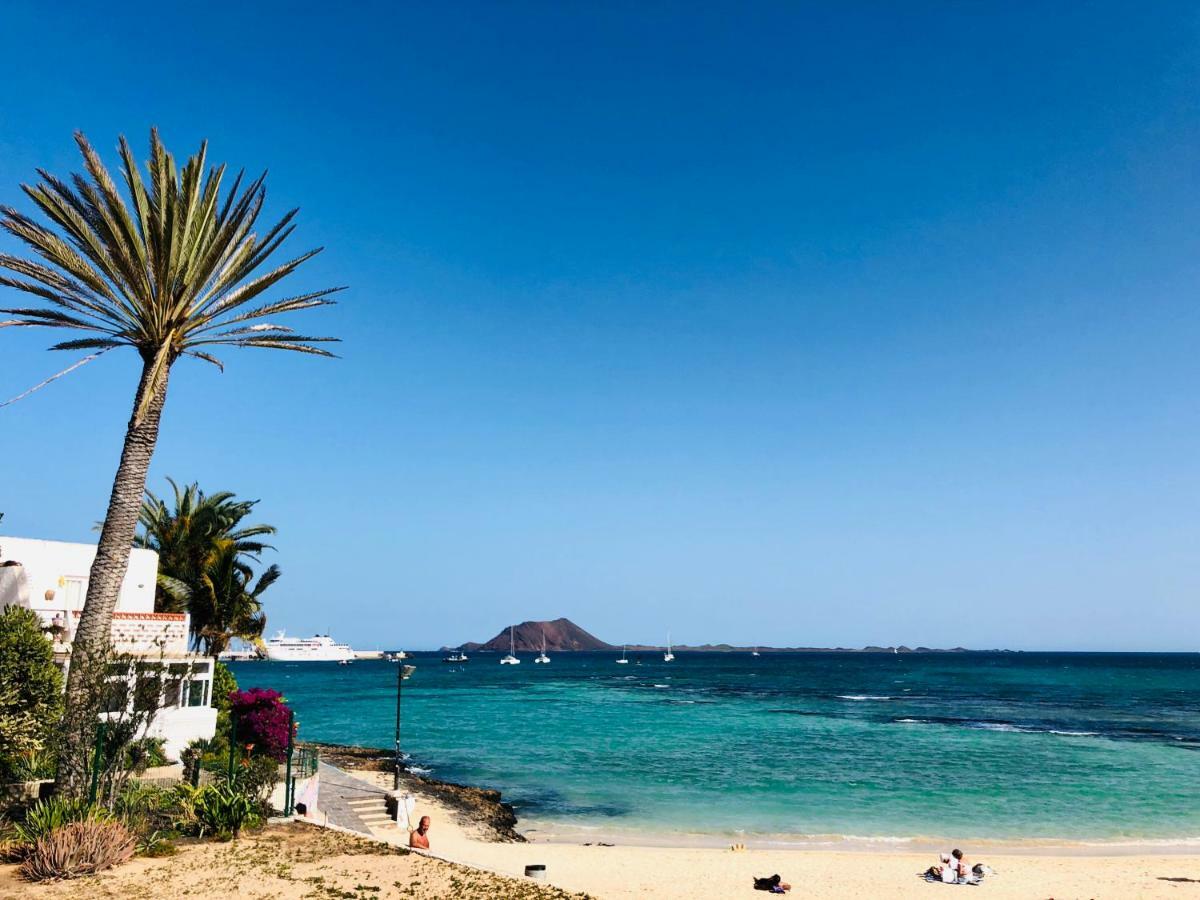 Golden Wave Apartment Corralejo Exterior photo